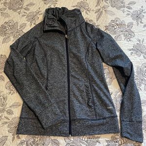 OneTooth active sweater